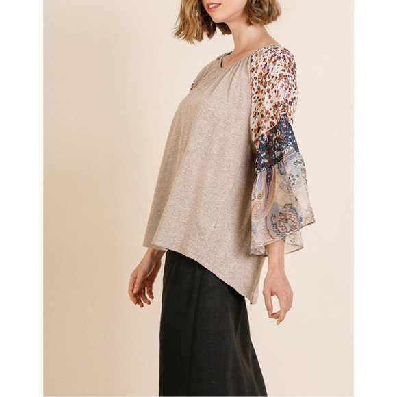 Oatmeal Linen Sheer Paisley Top {Umgee} - Picture 3 of 5